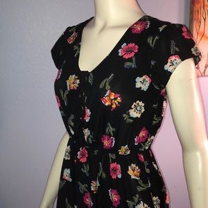Tucker Little Black Floral Dress With Pockets